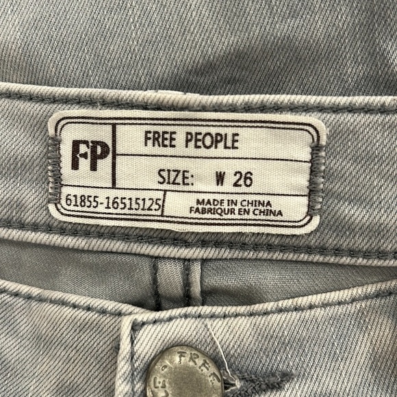 Free People Jeans, Size 26 - Picture 6 of 9